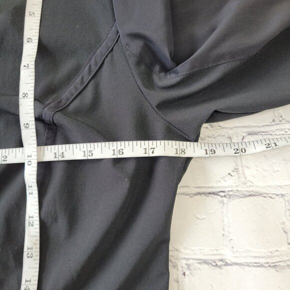 Chico’s Zenergy Woman’s black lightweight full zip jacket size 0 S - Picture 3 of 15